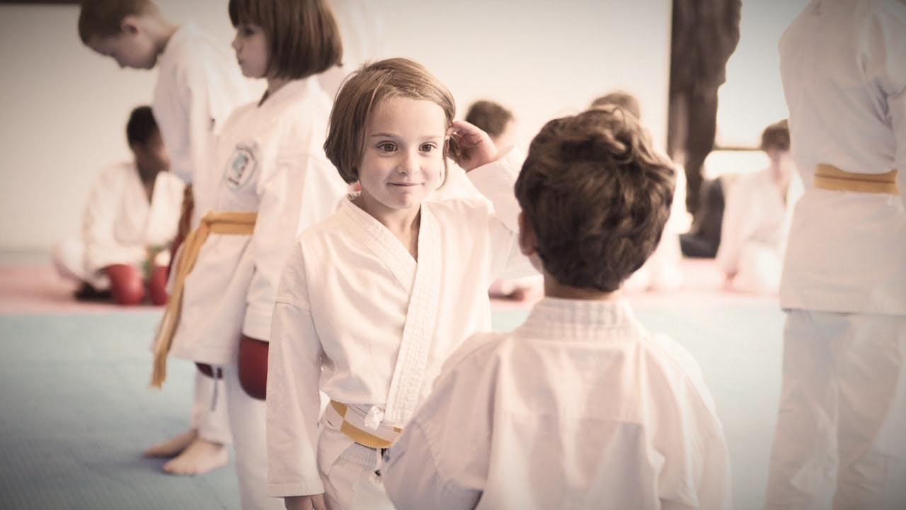 Cours de karaté enfants au KCVO